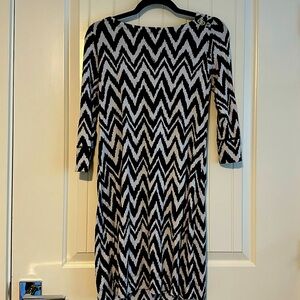 LILLY PULITZER BLACK AND WHITE ZIG ZAG DRESS S